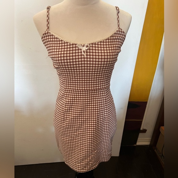 Urban Outfitters Gingham minidress. Brown/white checked. P/S. Great condition. - Picture 1 of 8